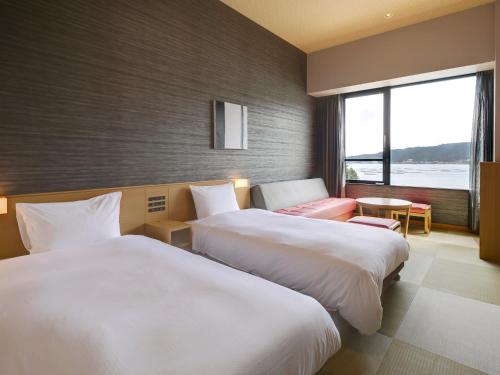 Superior Twin Room with Sea View