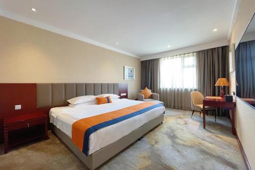 Wuhan Hongguang Hotel – Wuhan, OH