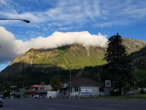 Canadas Best Value Inn Mile-0-Motel Lillooet