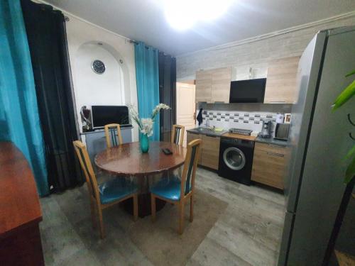 Bel appartement entièrement rénové - Location saisonnière - Charleville-Mézières