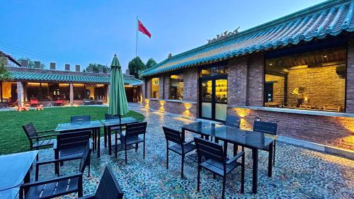 311880830 Brickyard Retreat at Mutianyu Great Wall Adjoin to Mutianyu Great Wall - Room with the View of Great Wall - Free Chinese massage experience - Vehicle Shuttle Service - International Catering - SPA& Nail Beauty Facilities