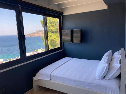 Deluxe Double Room with Sea View