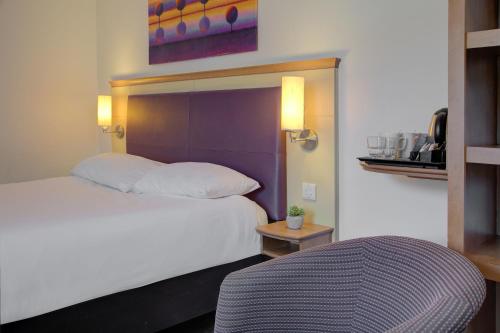 EMBASSY HOTEL Gateshead Newcastle Team Valley A1M Sure Collection by Best Western - image 7