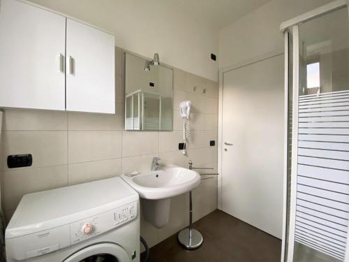 Gardenia Apartment Ossuccio - image 9