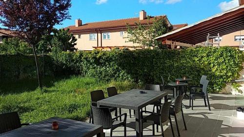 Kert, Hotel-Pension BORJA in Borja