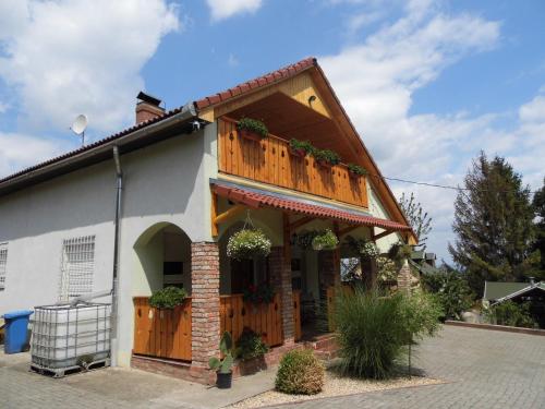 Gergely-Haz, a volt Peteri Dezsas Vendeghaz in Sajószentpéter