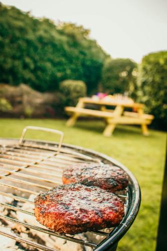 The Rose Luxury Self Catering Accommodation in อาร์มาก์