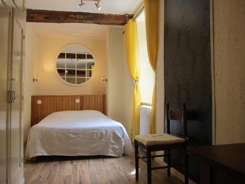 1 double bed