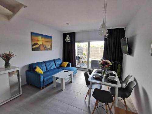 2 bedrooms, 4 beds