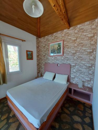 Beautiful house located on a hill, with a spectacular sea view in Koumeika