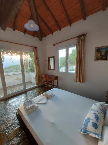 Beautiful house 800m from Koumeika, Samos