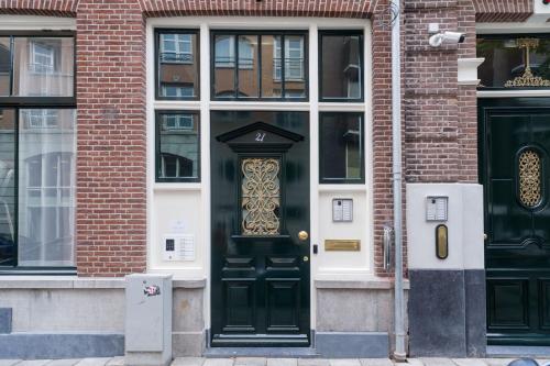 Golden Mansion Apartments - image 6