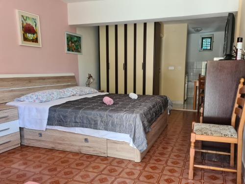  Apartments Lujo in Primošten