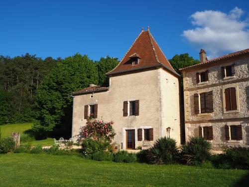 B&B Penne-d'Agenais - La Bastide Portoly Gîte "Le Pigeonnier" - Bed and Breakfast Penne-d'Agenais