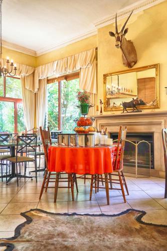 Makanan dan Minuman, Auberge De Courtrai in Paarl