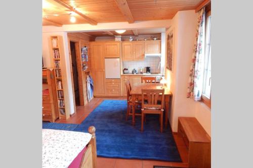 Olle and Maria's B&B- apartment in Gimelvalde