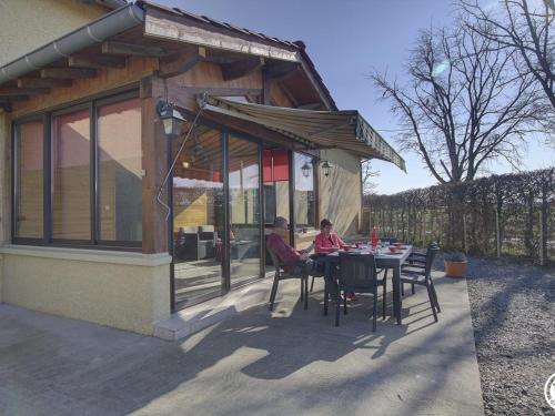 Gîte Sulignat, 5 pièces, 6 personnes - FR-1-493-34 gîte à louer L'Abergement-Clémenciat