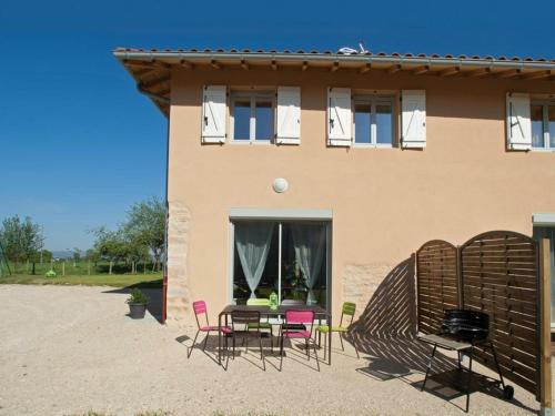 Gîte Saint-Bénigne, 3 pièces, 6 personnes - FR-1-493-52 gîte à louer Arbigny