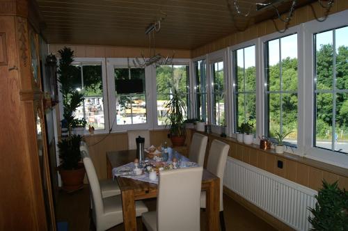 餐廳, Pension Oberberg in 林德拉爾