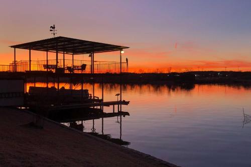 Granbury Lakefront Escape with Boat Dock and Slip!