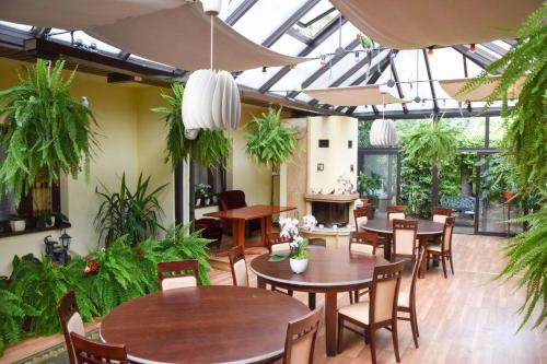 Hotel Leopolis - image 13