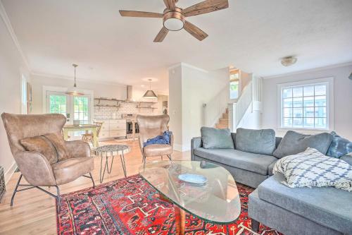 Chic Retreat Less Than 1 Mile to Notre Dame Campus! - image 3