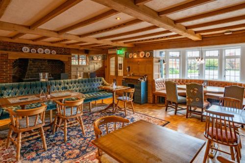 The Bird In Hand - image 4