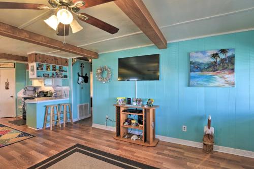 Jamaica Beach House Less Than 6 Blocks to Beaches! - image 2