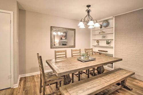 Beautiful Downtown Duplex with Patio Walk to 6th St - image 10