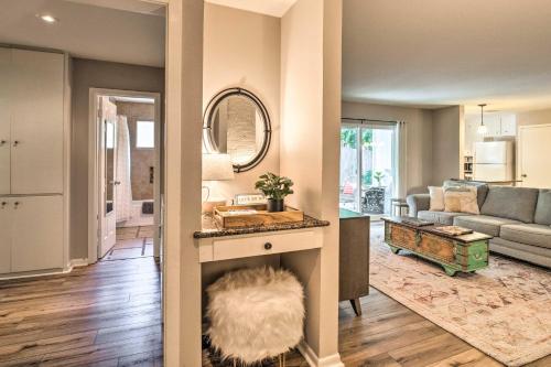 Beautiful Downtown Duplex with Patio Walk to 6th St - image 27