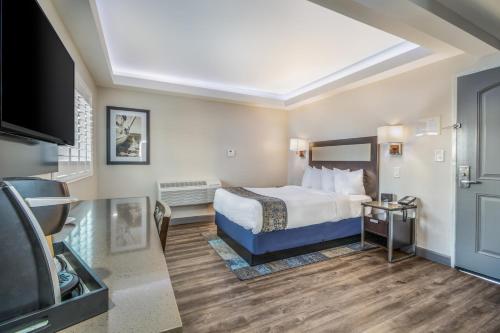 Double Room - Non-Smoking