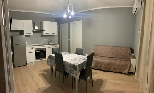 Marconi 30 Apartment 2