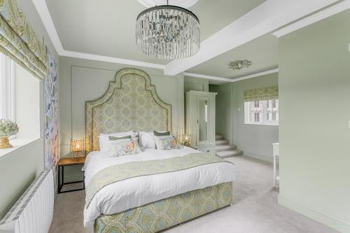 Welbeck Manor and Golf Room Type - Superior King Room