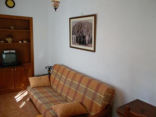  Room in Guest room - Casa El Cardon B1 Buenavista del Norte in Buenavista del Norte