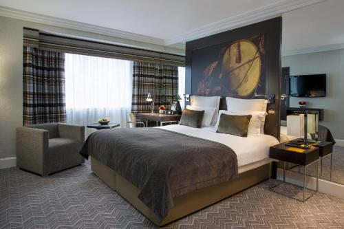 1 queen bed