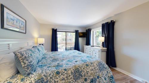 7576 The Moorings - image 9