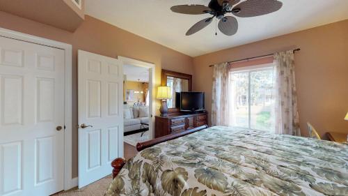 614 Barrington Park - image 7