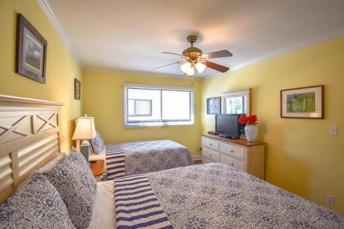 755 Queens Grant - image 8