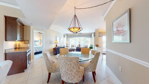 3208 Windsor Court South - image 4