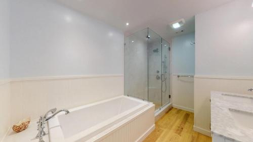 299 Turnberry Village - image 10