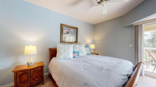 408 Barrington Arms - image 7