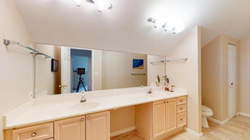 765 Queens Grant - image 5