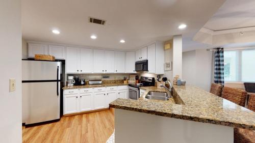 306 Windsor Place - main image