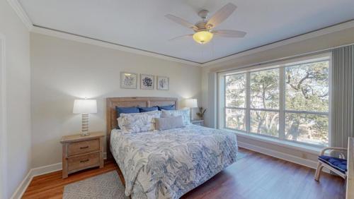 306 Windsor Place - image 10