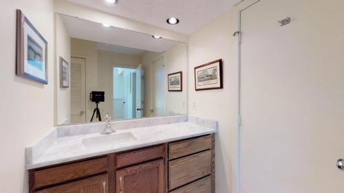 288 Turnberry Village - image 11