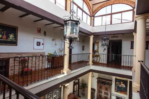 Hotel Palacio del Intendente - Tap to explore photos