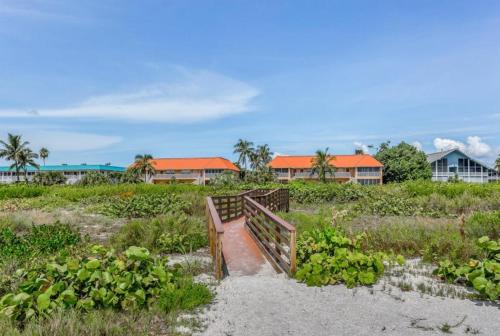 Sanibel Arms A8 - image 11