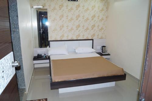 Shree Akshar Restaurant and Hotel – Ahmedabad, TN