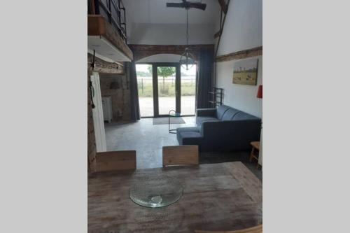 Instalaciones, appartement in authentiek koetshuis met bedstee in Naaldwijk