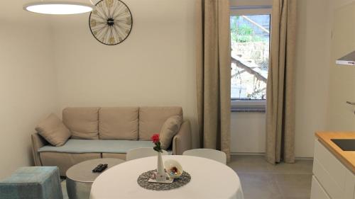 Vila Burbonka - image 10